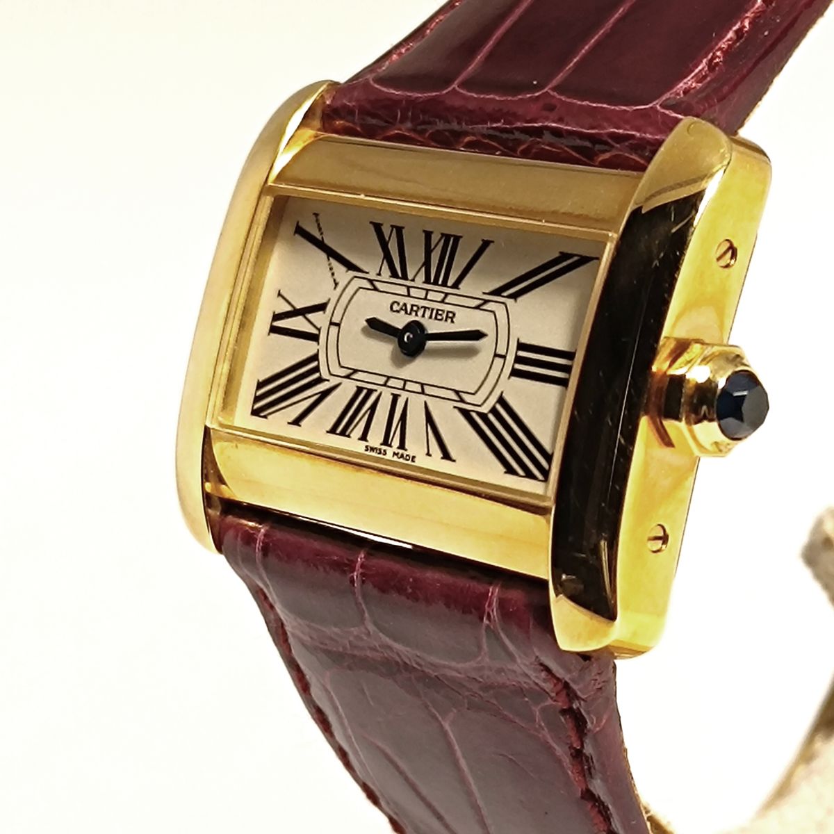 L'angolo d'oro - vendita orologi a Milano - Cartier Divan