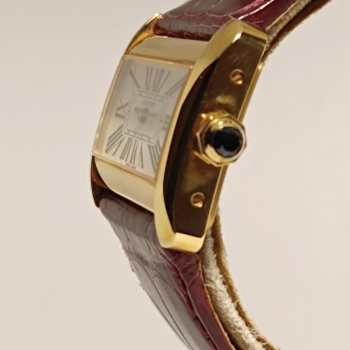 L'angolo d'oro - vendita orologi a Milano - Cartier Divan