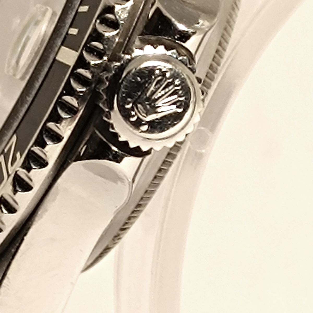 L'angolo d'oro - vendita orologi a Milano - Rolex Submariner