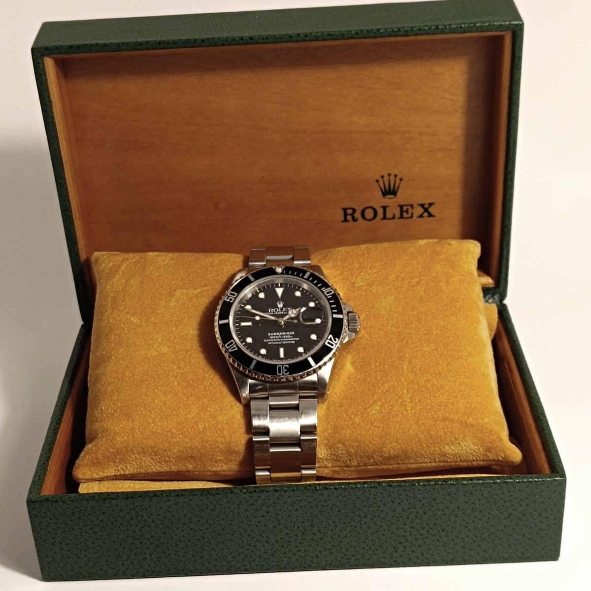 L'angolo d'oro - vendita orologi a Milano - Rolex Submariner