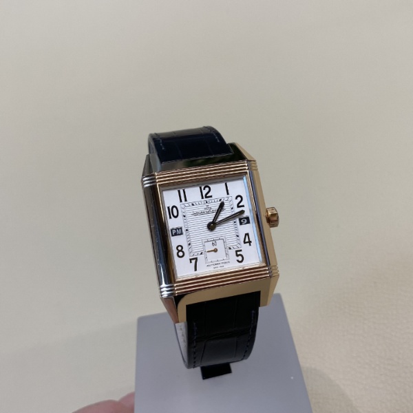 Jaeger-LeCoultre Reverso Squadra Hometime