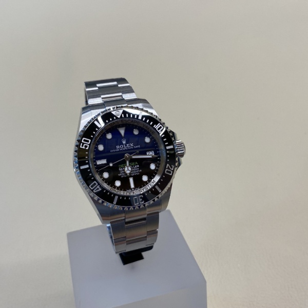Rolex Sea-Dweller 136660 Deepsea D-Blue