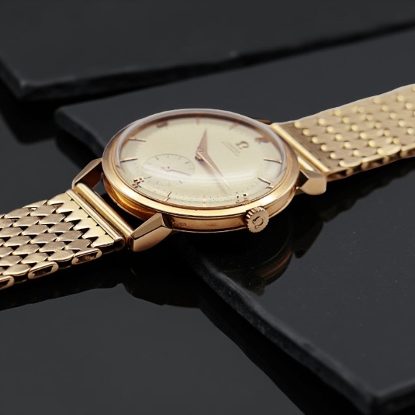 Omega Fancy Lugs Rose Gold