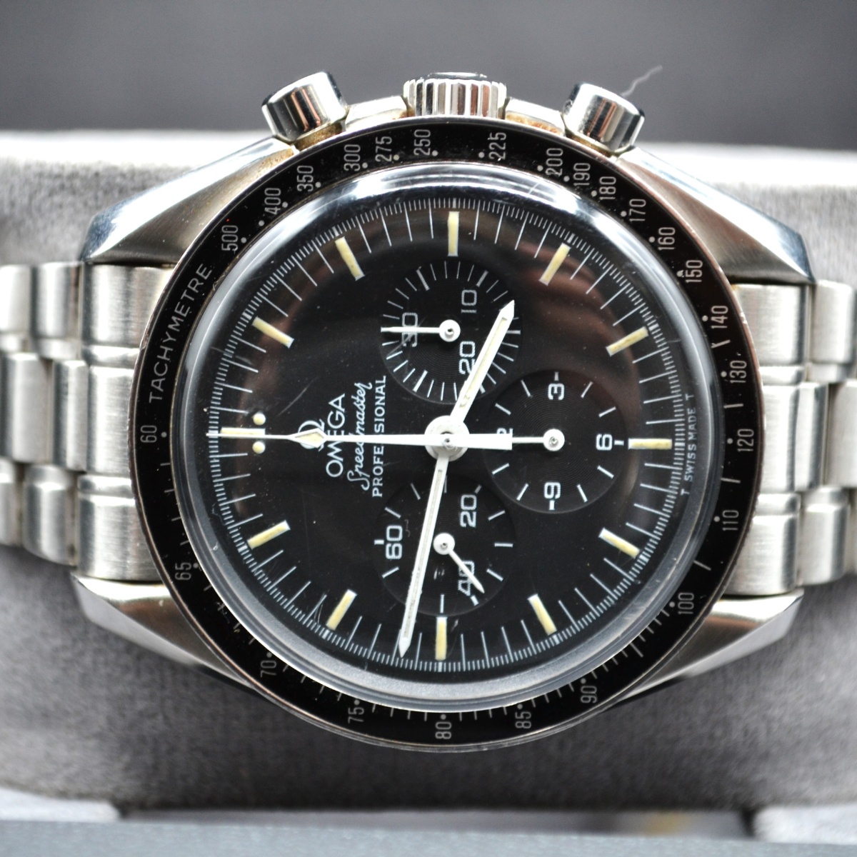Gianni Simei - vendita orologi a Roma - Omega Speedmaster