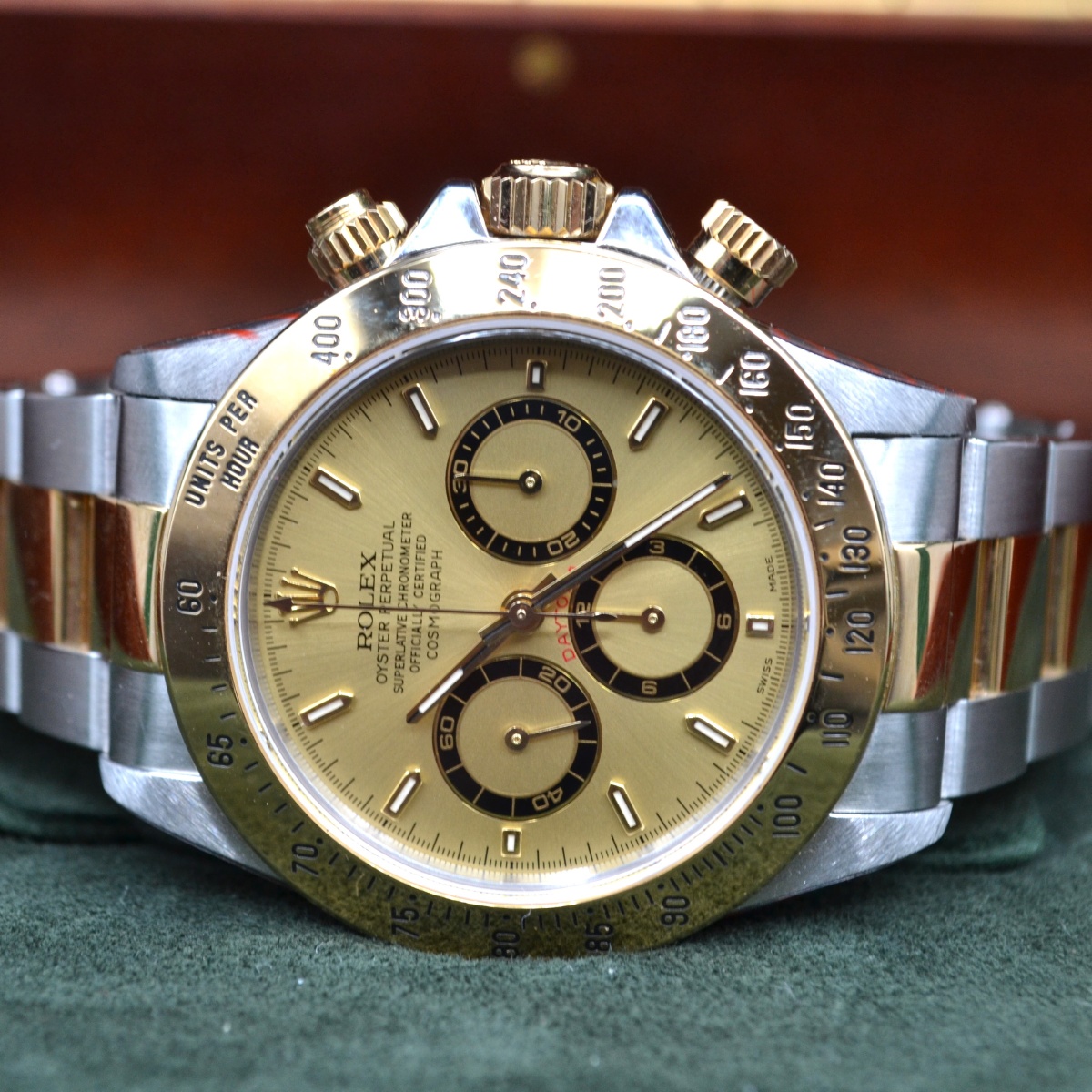 Gianni Simei - vendita orologi a Roma - Rolex Cosmograph Daytona