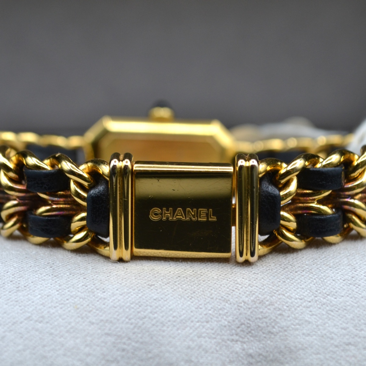 Gianni Simei - vendita orologi a Roma - Chanel H0001