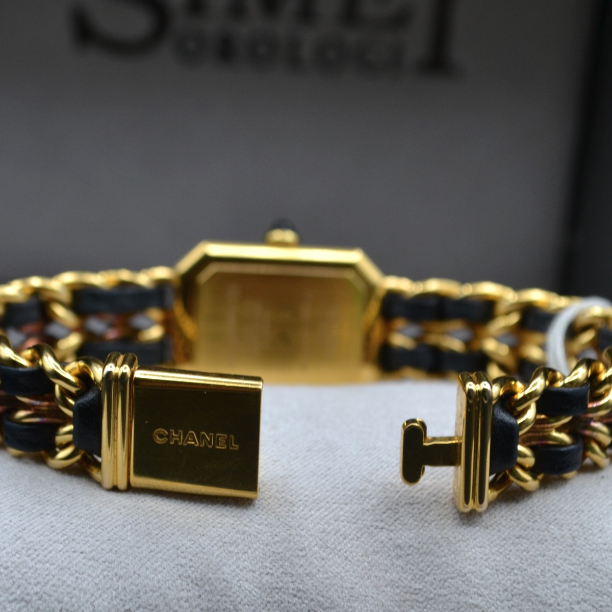 Gianni Simei - vendita orologi a Roma - Chanel H0001