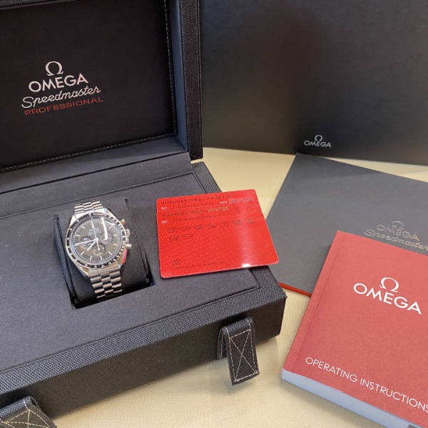 Omega Speedmaster