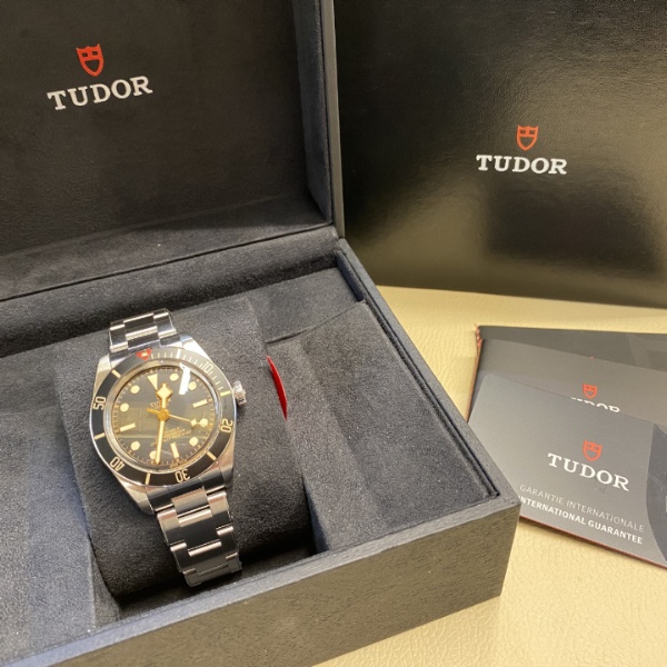 Tudor Black Bay