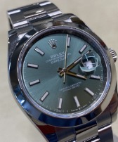 Rolex Datejust II 126300 green mint